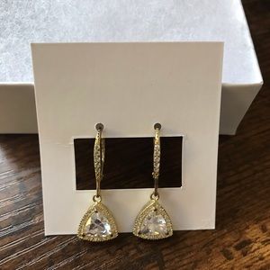 💎💎 Gorgeous Rhinestone and Gold Drop Earrings! 💎💎🌟